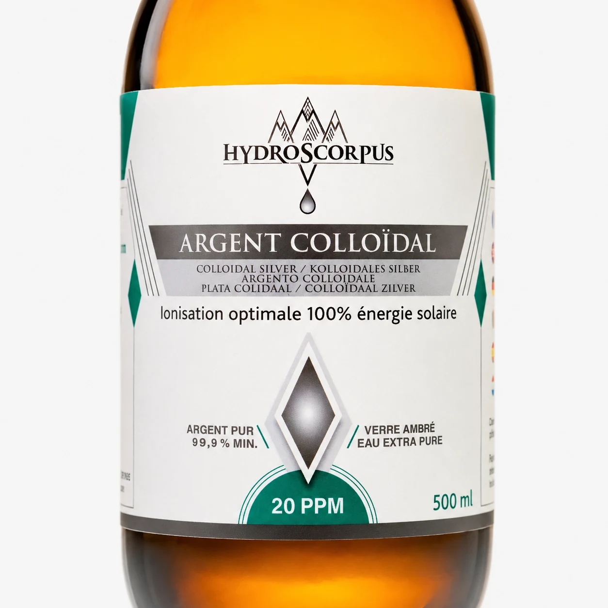 Gros plan sur l’étiquette de la bouteille Hydroscorpus 20 PPM 500 ml.
