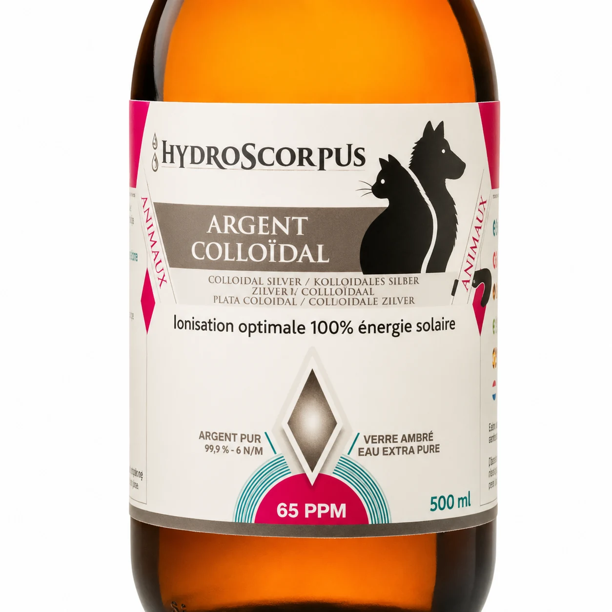 Gros plan de l’étiquette d’une bouteille Hydroscorpus d’argent colloïdal 65 PPM pour animaux de 500 ml.