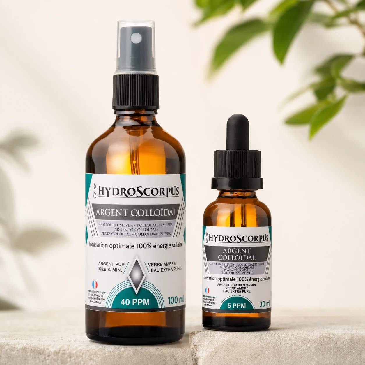 Vue alternative du pack Hydroscorpus avec spray argent colloïdal 40 PPM 100 ml et compte-gouttes 5 PPM 30 ml.
