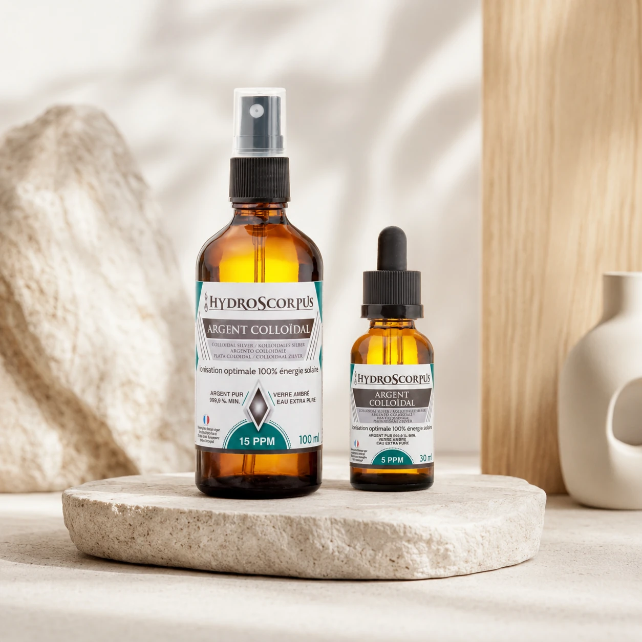 Pack Hydroscorpus spray argent colloïdal 15 PPM 100 ml et compte-gouttes 5 PPM 30 ml en ambiance minérale.