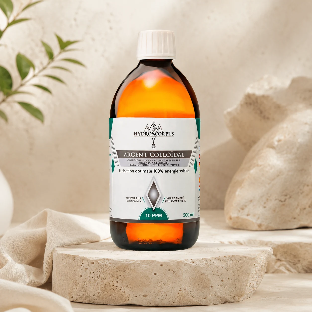 Bouteille d’argent colloïdal Hydroscorpus 10 PPM 500 ml en vue alternative.